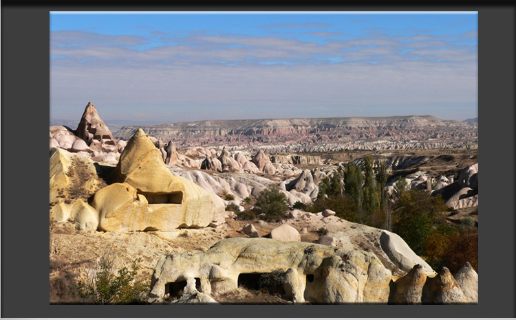 Cappadocia Stone Formation, Uchisar Pigeon Valley, Güvercin Vadisi